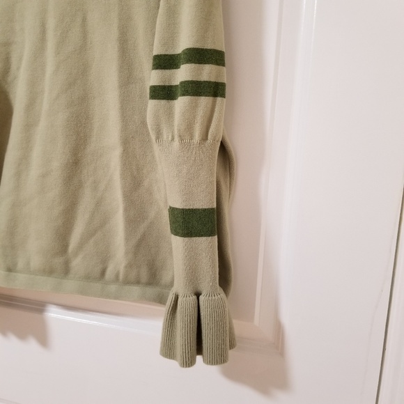 Sweater - Picture 3 of 5